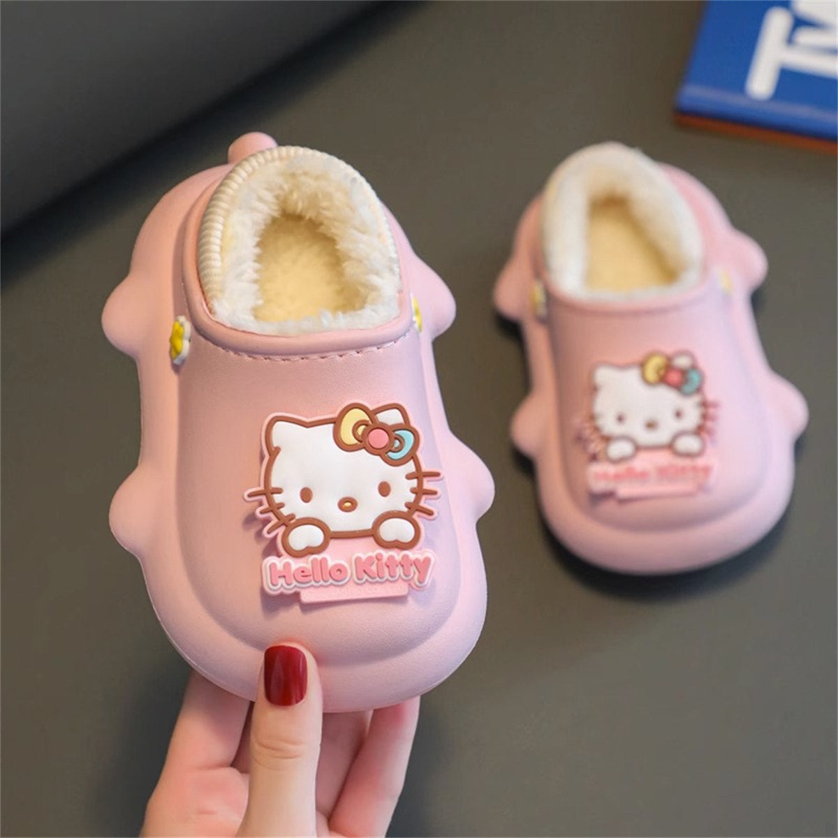 Children's girls autumn and winter Sanrio cute cartoon warm home cotton slippers