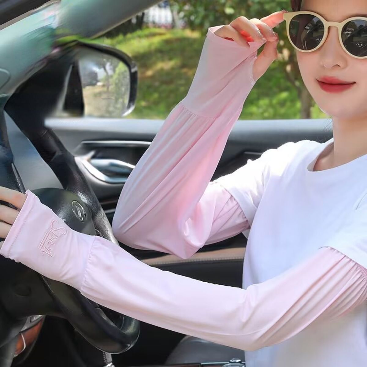 Ice Silk Sleeves Women's Sunscreen Summer Thin Loose Driving Cycling Cycling UV Fashion Arm Gloves Sleeves