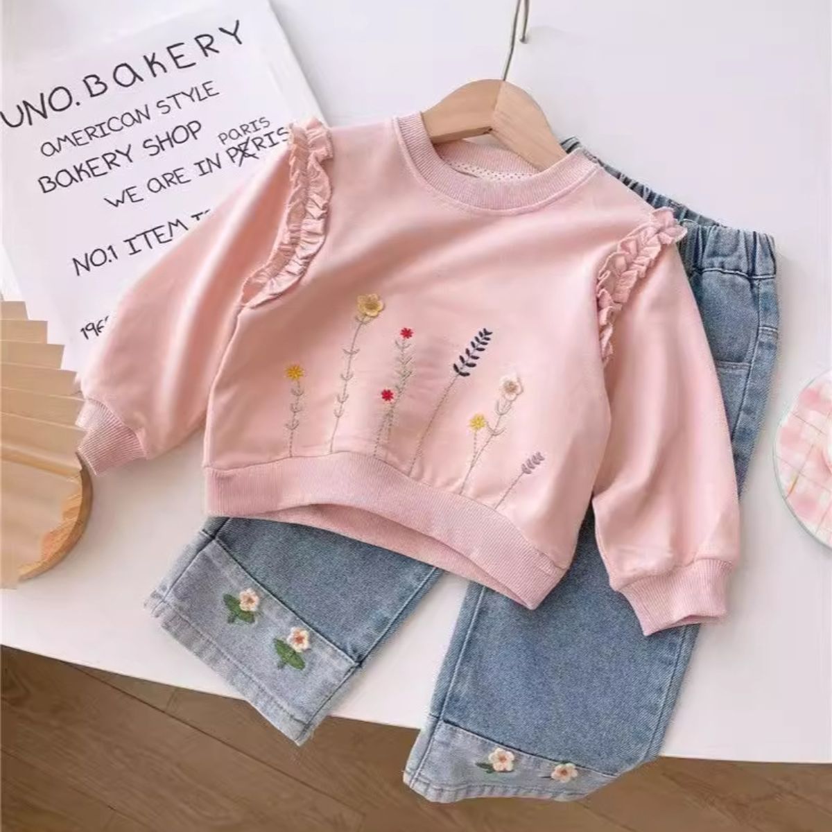 Girls Straight Jeans Spring and Autumn Fashion Loose Girls Wide Leg Pants Children's Pants Children's Pants