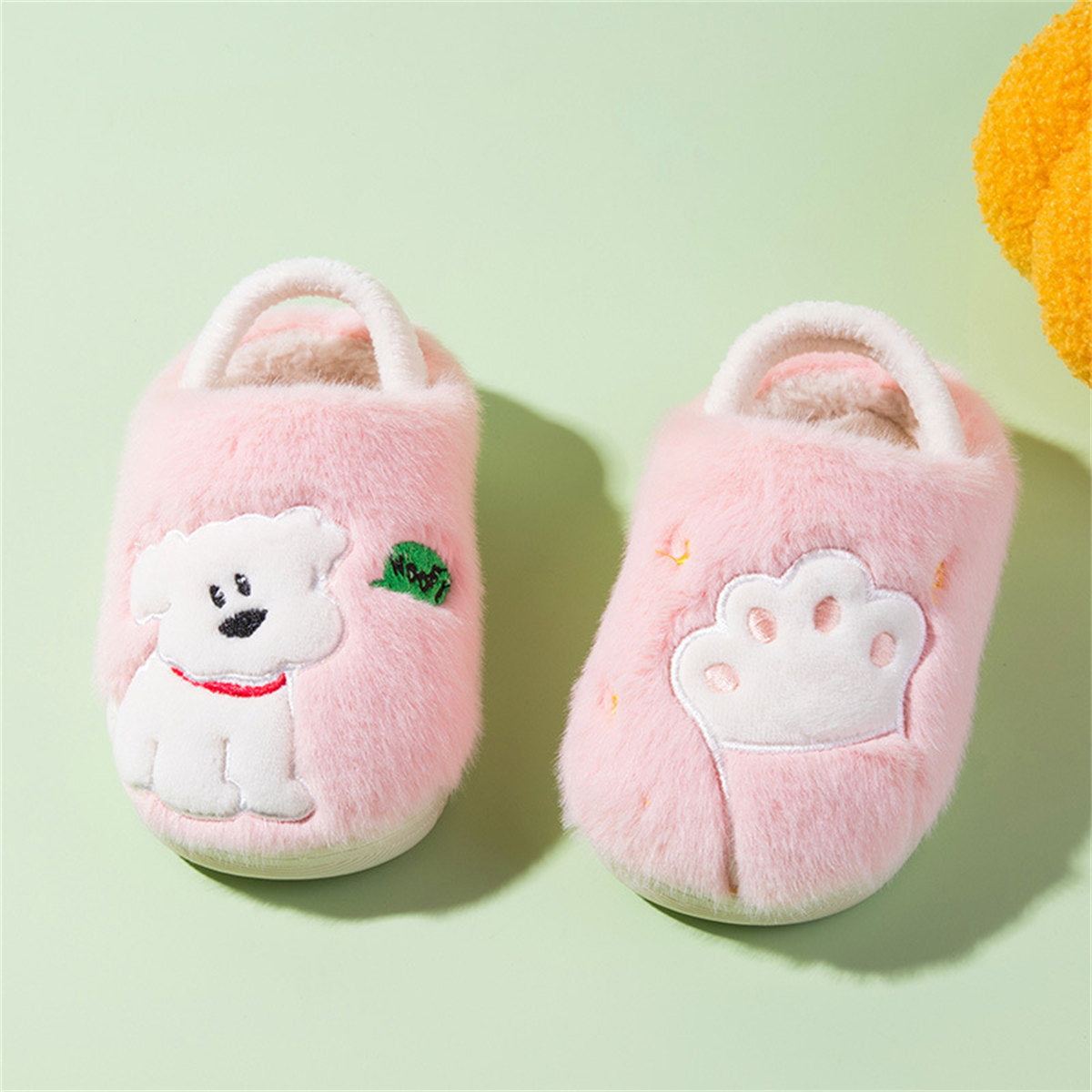 Children's autumn and winter cute cartoon style warm and non-slip cotton slippers with toe cap