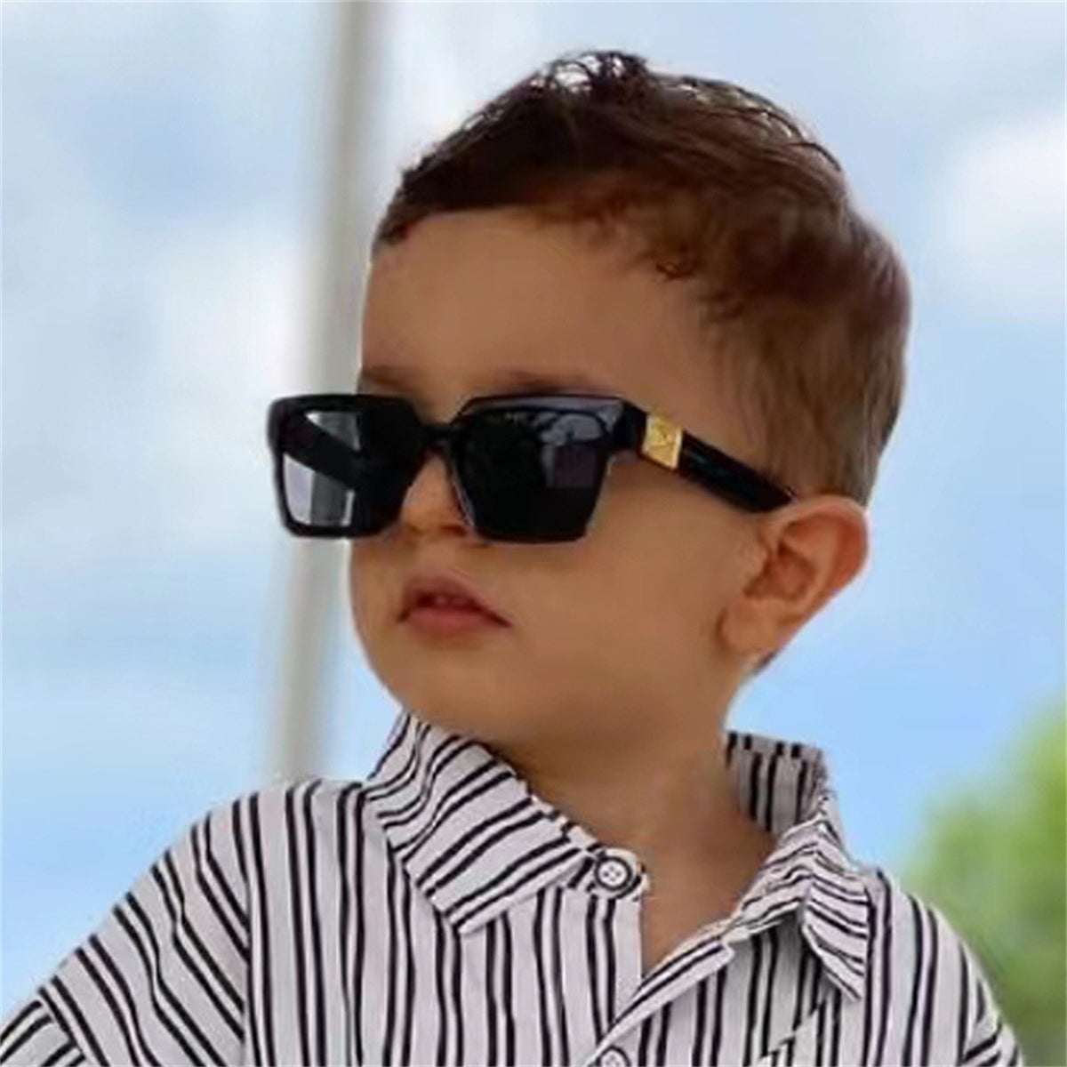 Children's and boys' fashionable retro style square large size UV protection versatile sunglasses