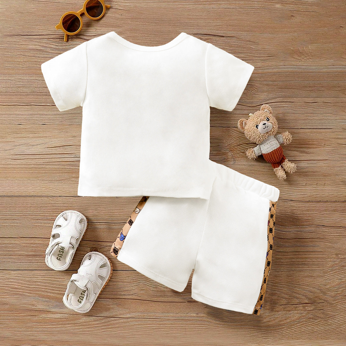 Baby Boy's Bear Pattern T-shirt And Shorts Set With Comfortable Textured Fabric