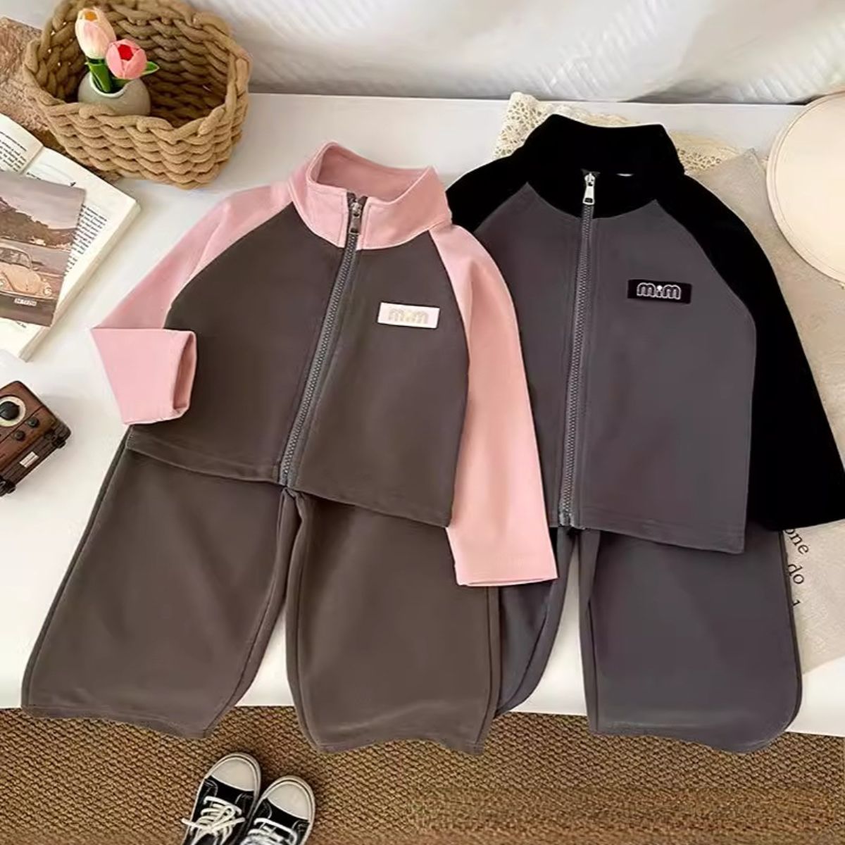 Children's spring and autumn suits new style casual stand collar color matching casual jacket boys and girls straight pants two pieces