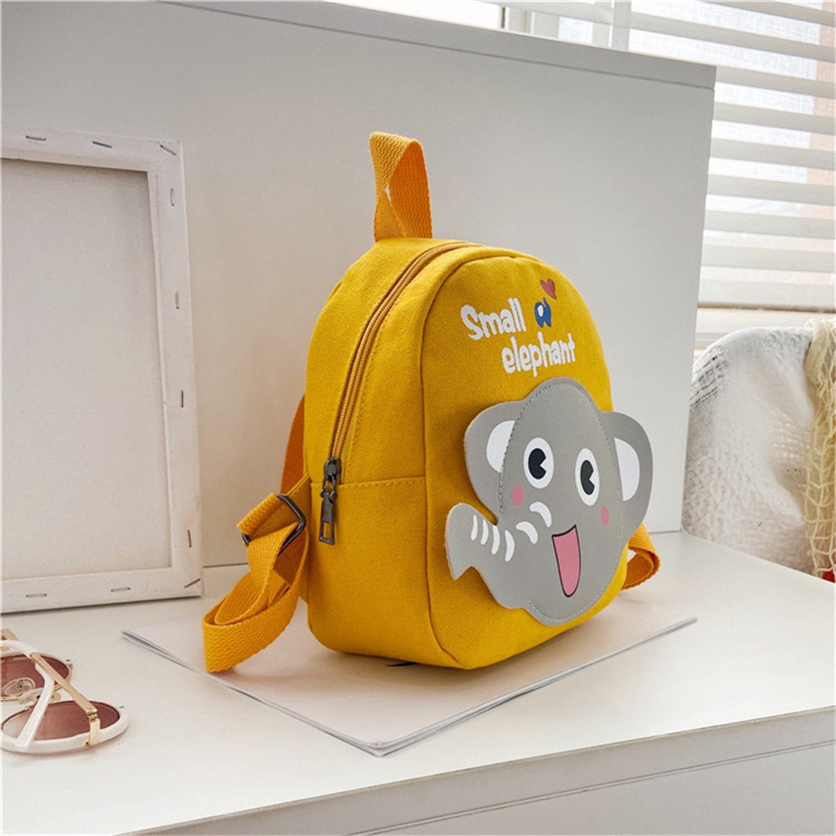 Children's Cute Elephant Pattern Kindergarten Lightweight Canvas Backpack