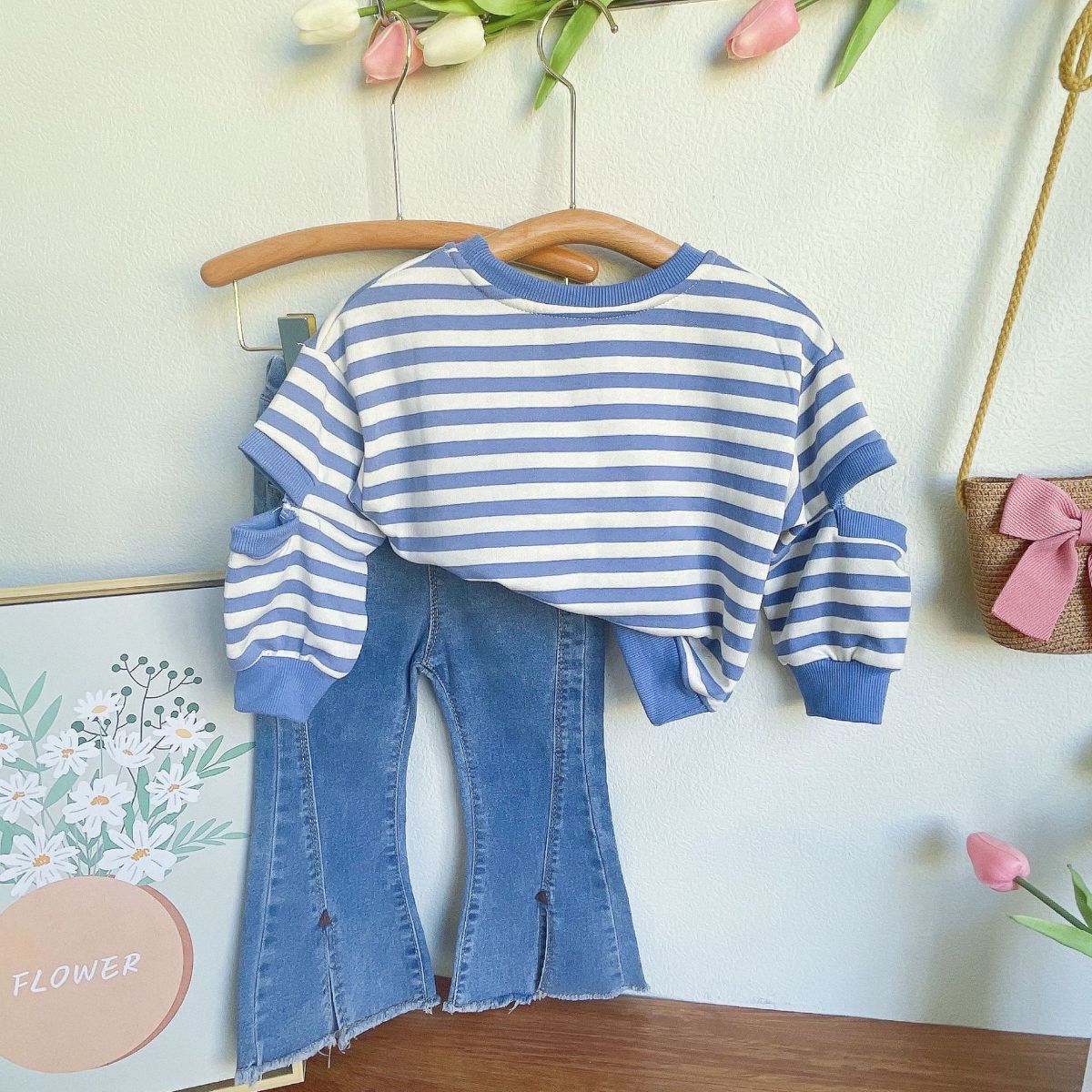 New autumn girls suit personality striped sweater plus split jeans two-piece suit