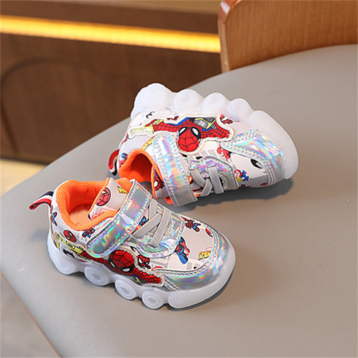 Children's luminous Spider-Man cartoon pattern sneakers