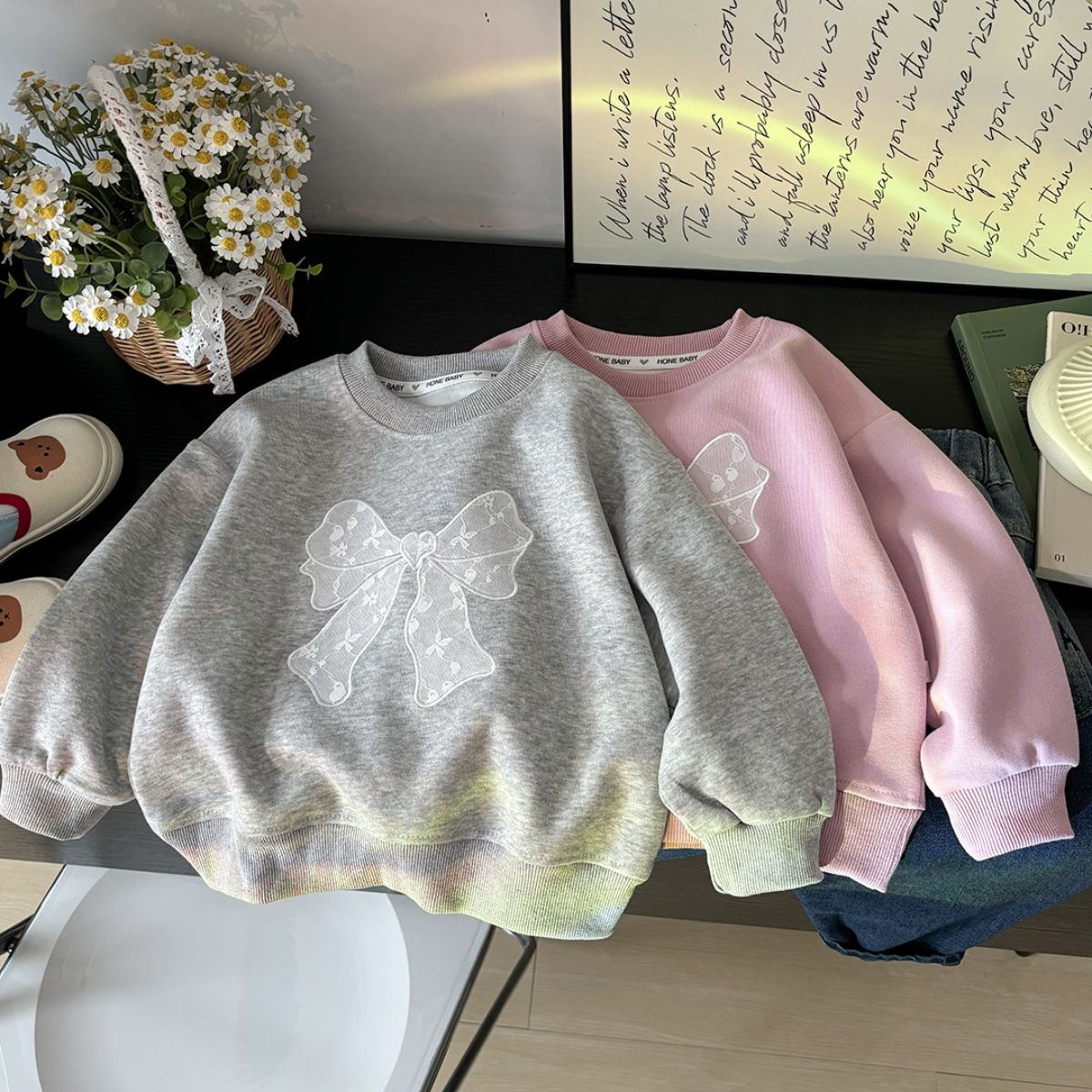 Spring and Autumn Girls Sweatshirt Bowknot Round Neck Loose and Comfortable New Children's Bottoming Shirt Top Children's Clothing