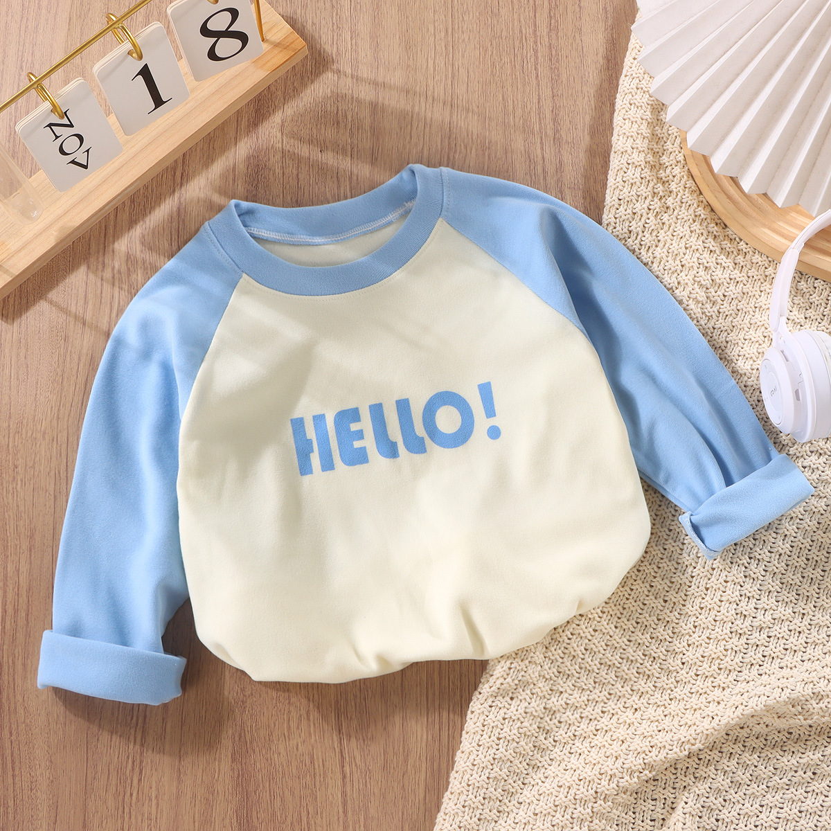 Baby casual long-sleeved T-shirts for toddlers and girls