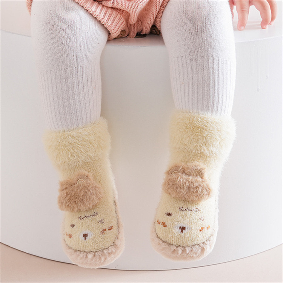 Children's autumn and winter cute plush animals warm breathable soft bottom baby socks