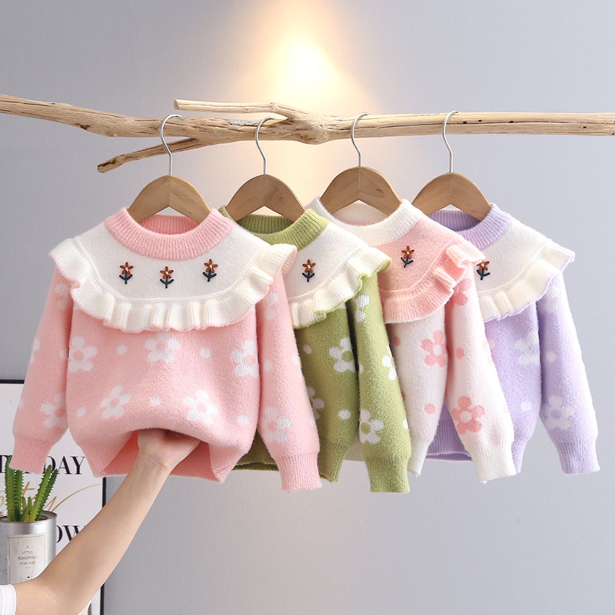 Girls sweater knitted sweater spring and autumn new style children's clothing coat small flower baby princess top