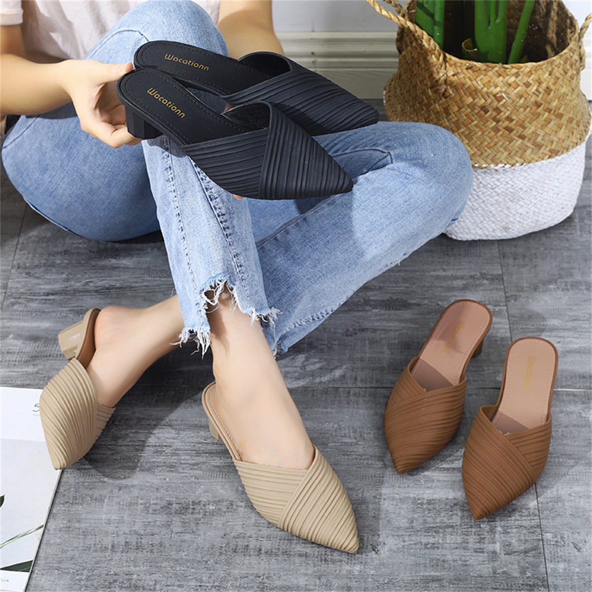 Pointed toe wedge heel casual slippers for women jelly sandals thick-soled beach shoes