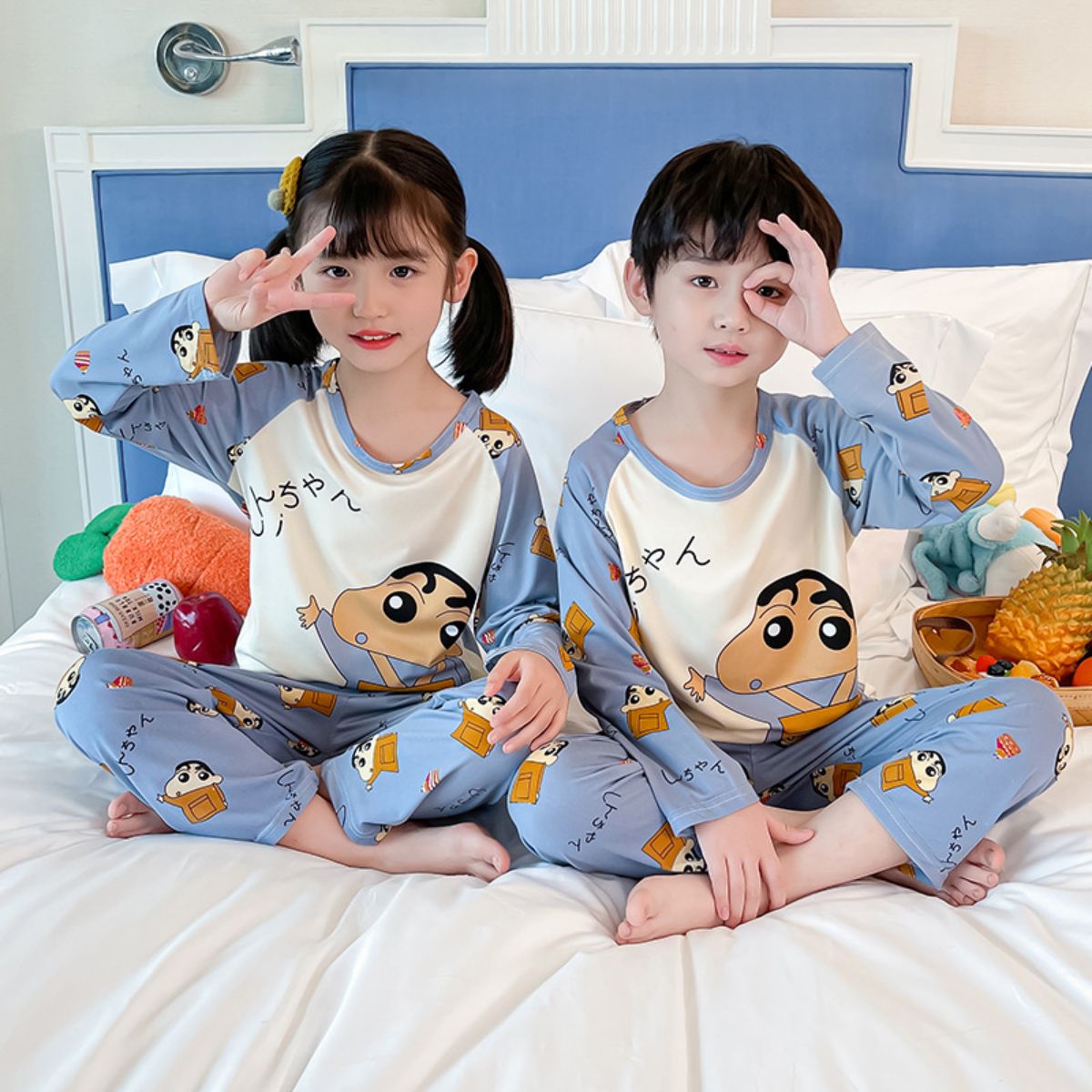 Autumn long-sleeved boys and girls cartoon casual suit