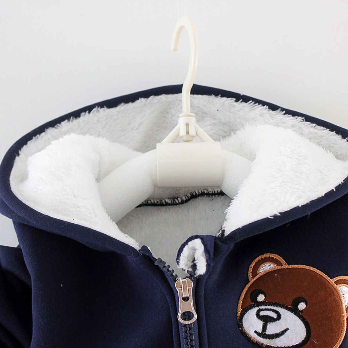 autumn and winter thickened fleece suit for boys