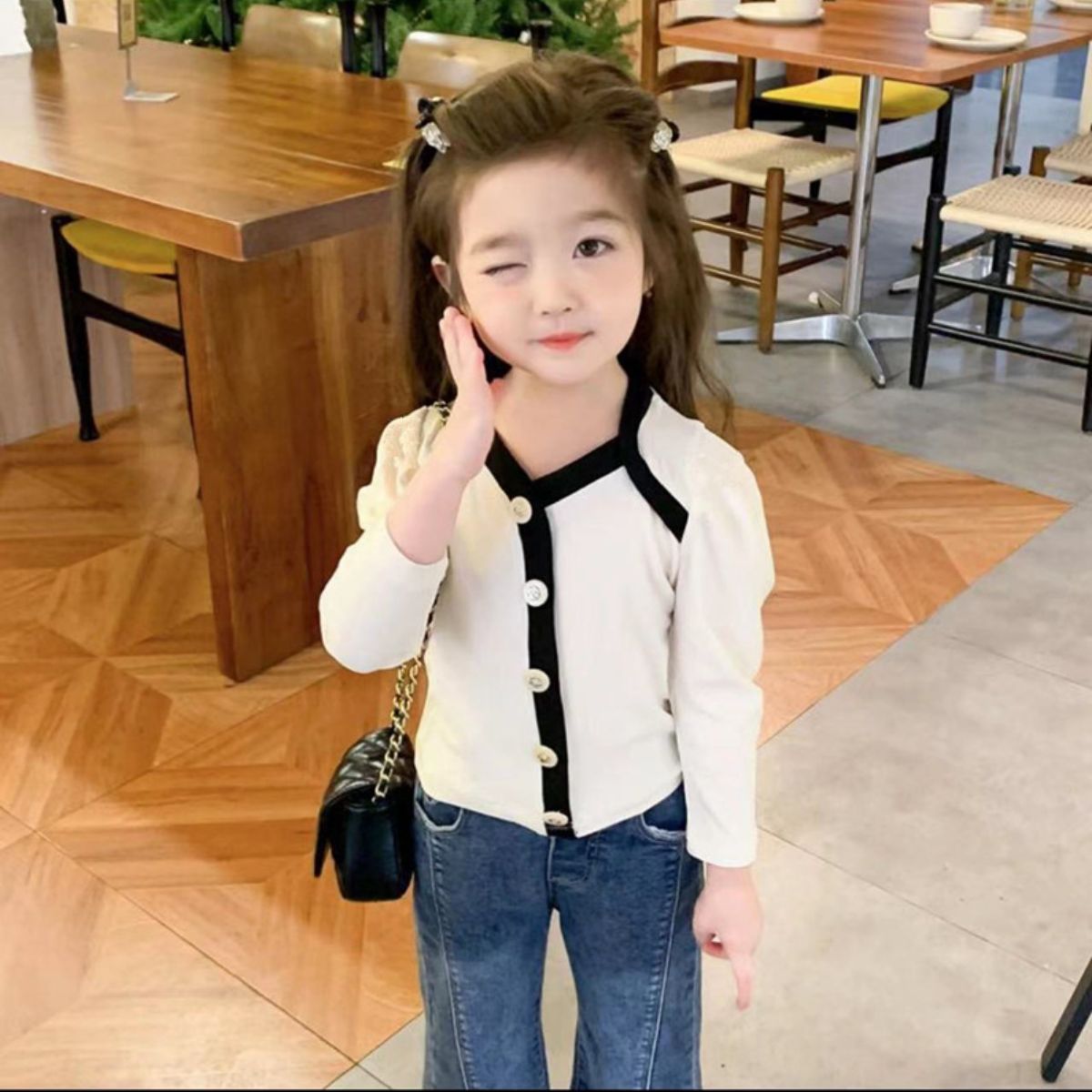 New style girls&#39; bottoming shirts spring and summer parent-child wear small fragrance style long-sleeved baby girl clothes