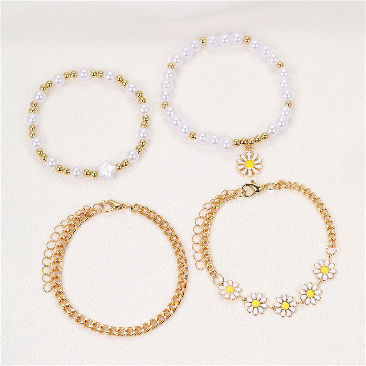 Adult 4-pack pearl daisy bracelet set