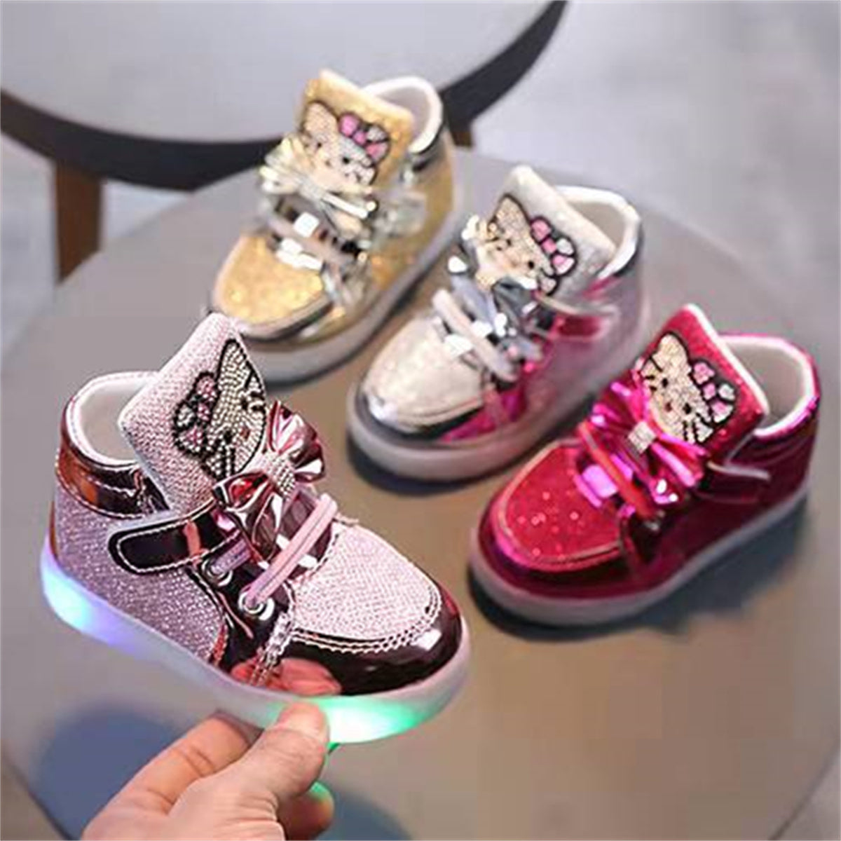 Children's Hello Kitty Princess Rhinestone Breathable Light-up Shoes