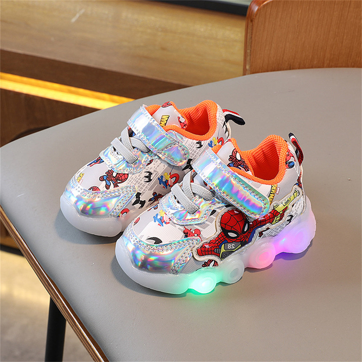 Children's luminous Spider-Man cartoon pattern sneakers