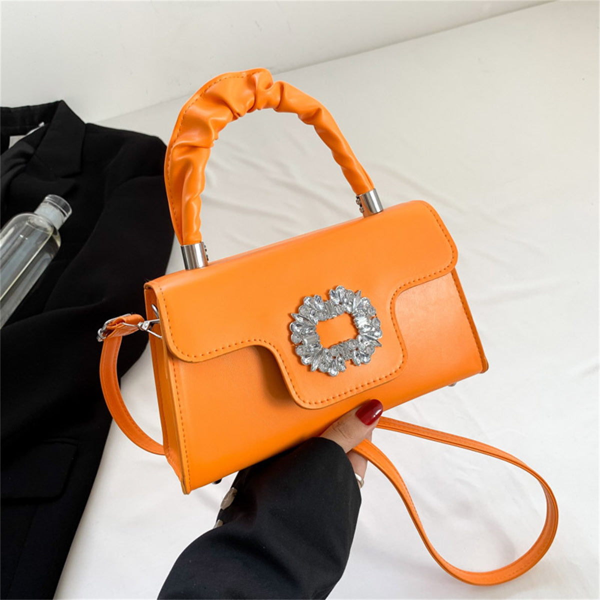 Women's fashion elegant style simple banquet party style small square bag crossbody bag