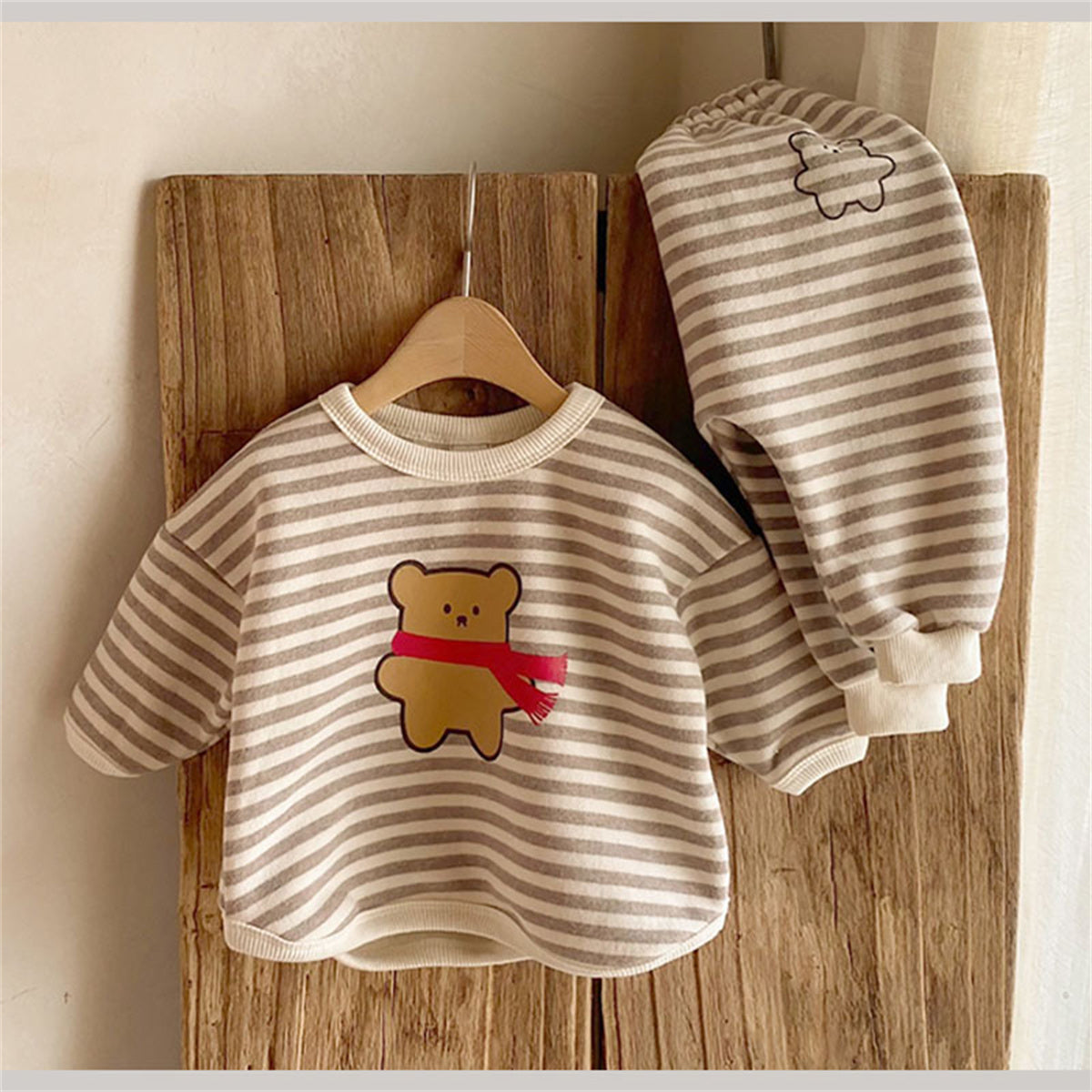 Infant and toddler bear suit cartoon top with cuffs and large PP pants two-piece suit