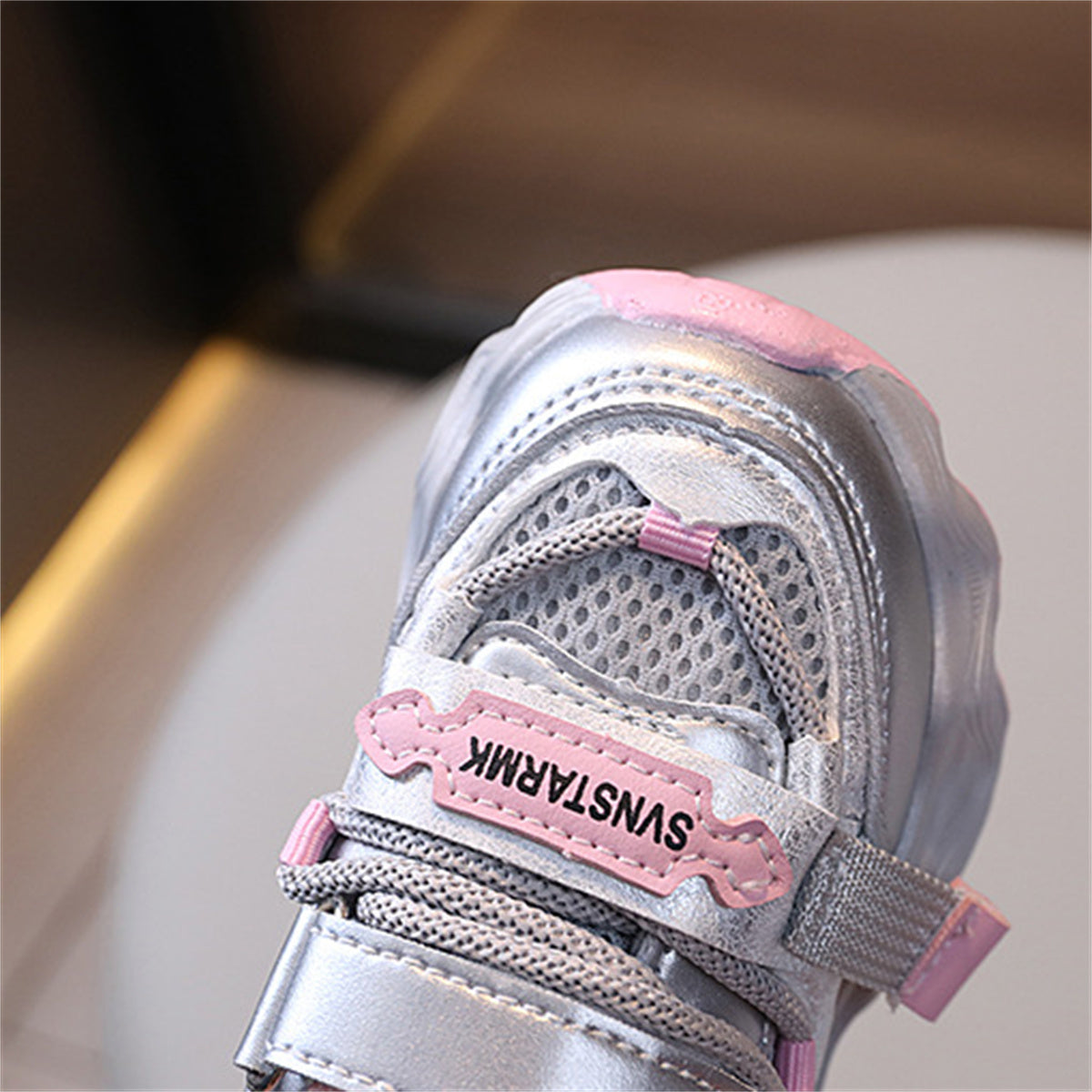 Girls' silver pink shiny temperament soft sole breathable and comfortable sports shoes