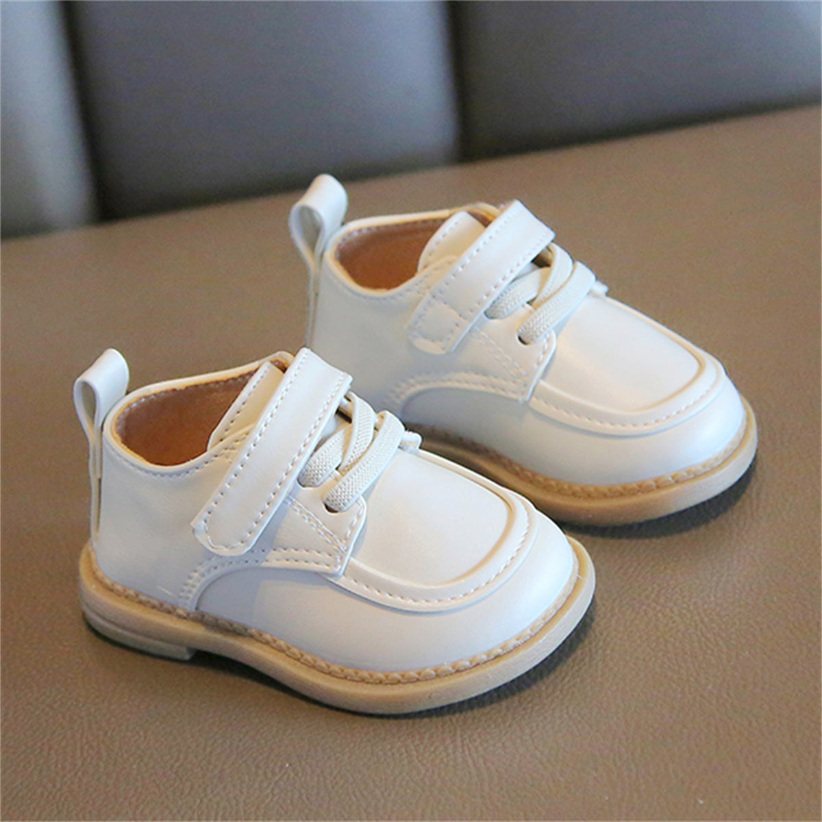 Children's solid color Velcro soft-soled leather shoes