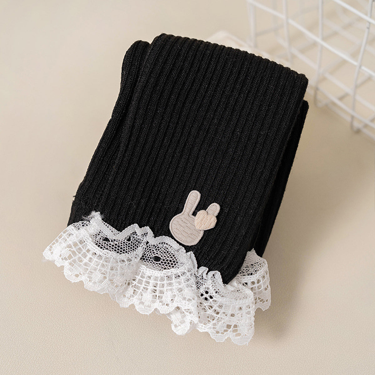 Children's lace bunny cropped leggings