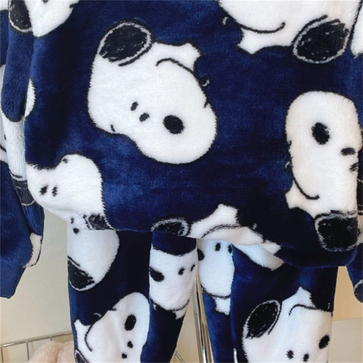 New style flannel pajamas children's coral fleece boys and girls baby cartoon round neck home clothes plus velvet thickened set