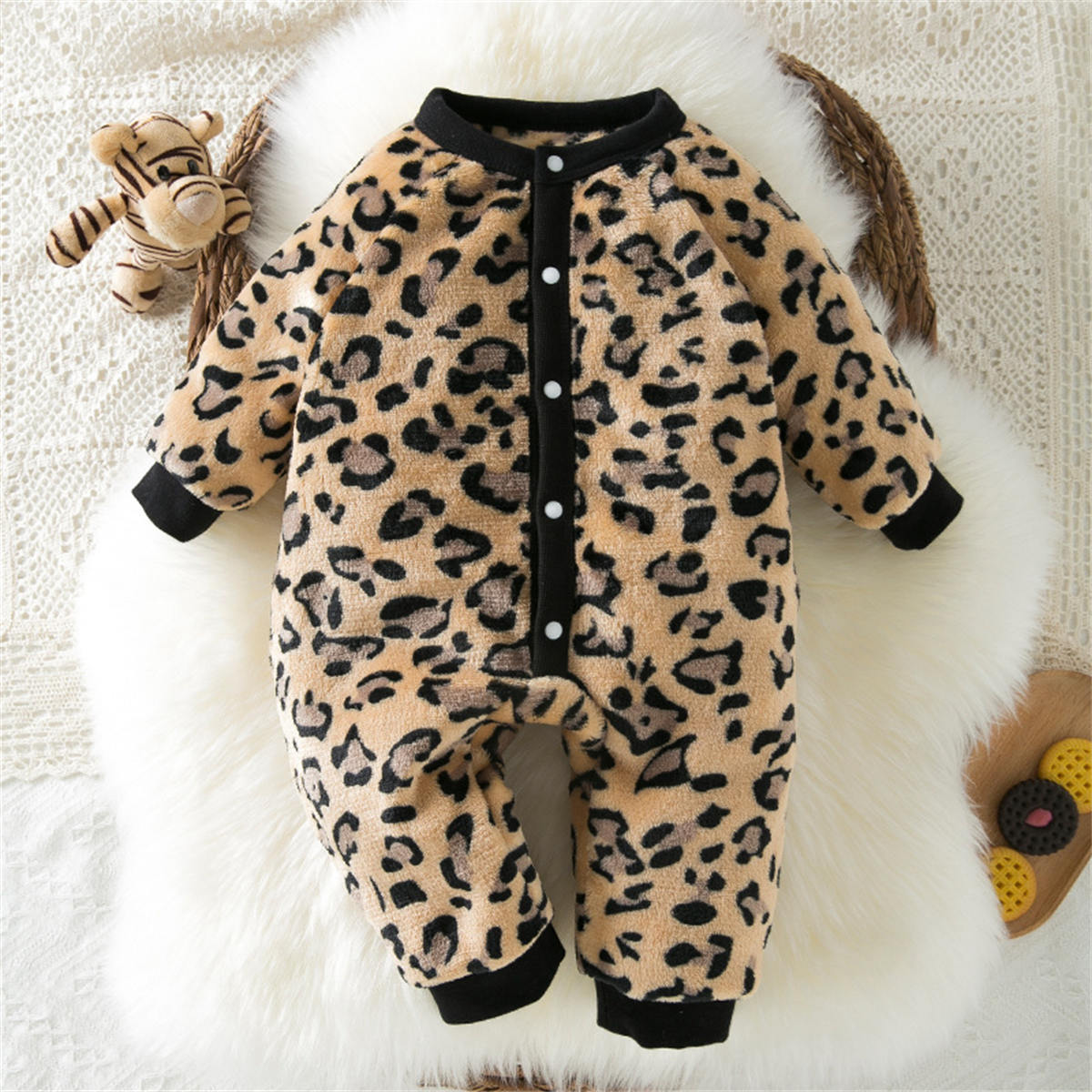 Newborn warm plus fleece long sleeve leopard print jumpsuit