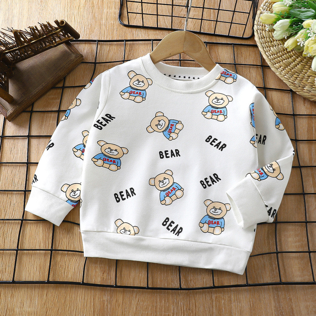 Boys' Bear Fashionable All-match Sweater Long Sleeve T-shirt