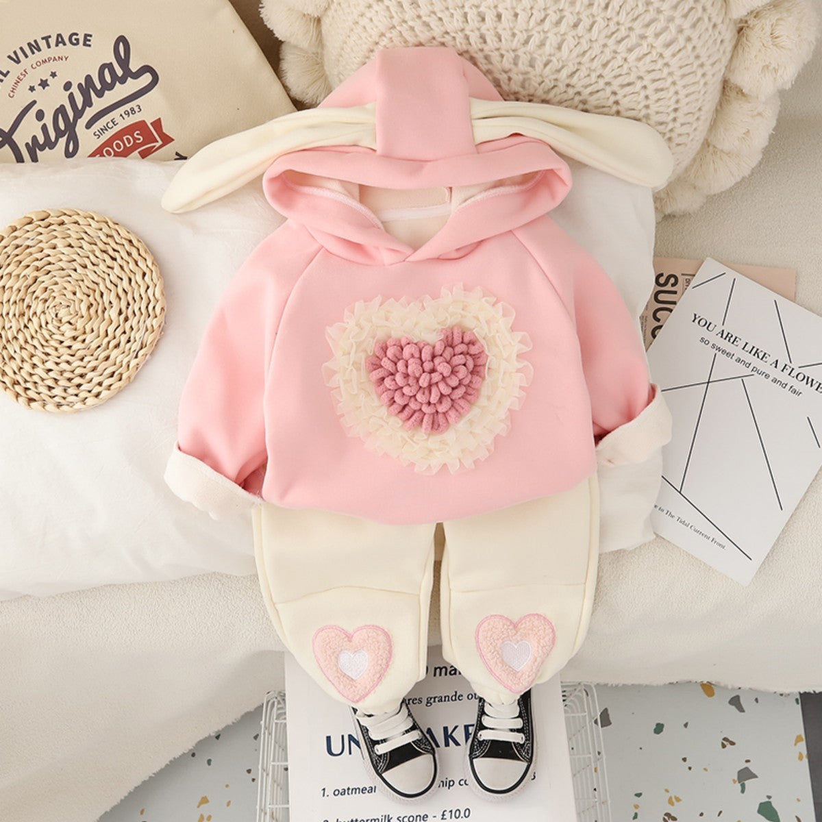 Baby girl autumn and winter clothes plus fleece sweater suit new style infant children winter warm two-piece suit