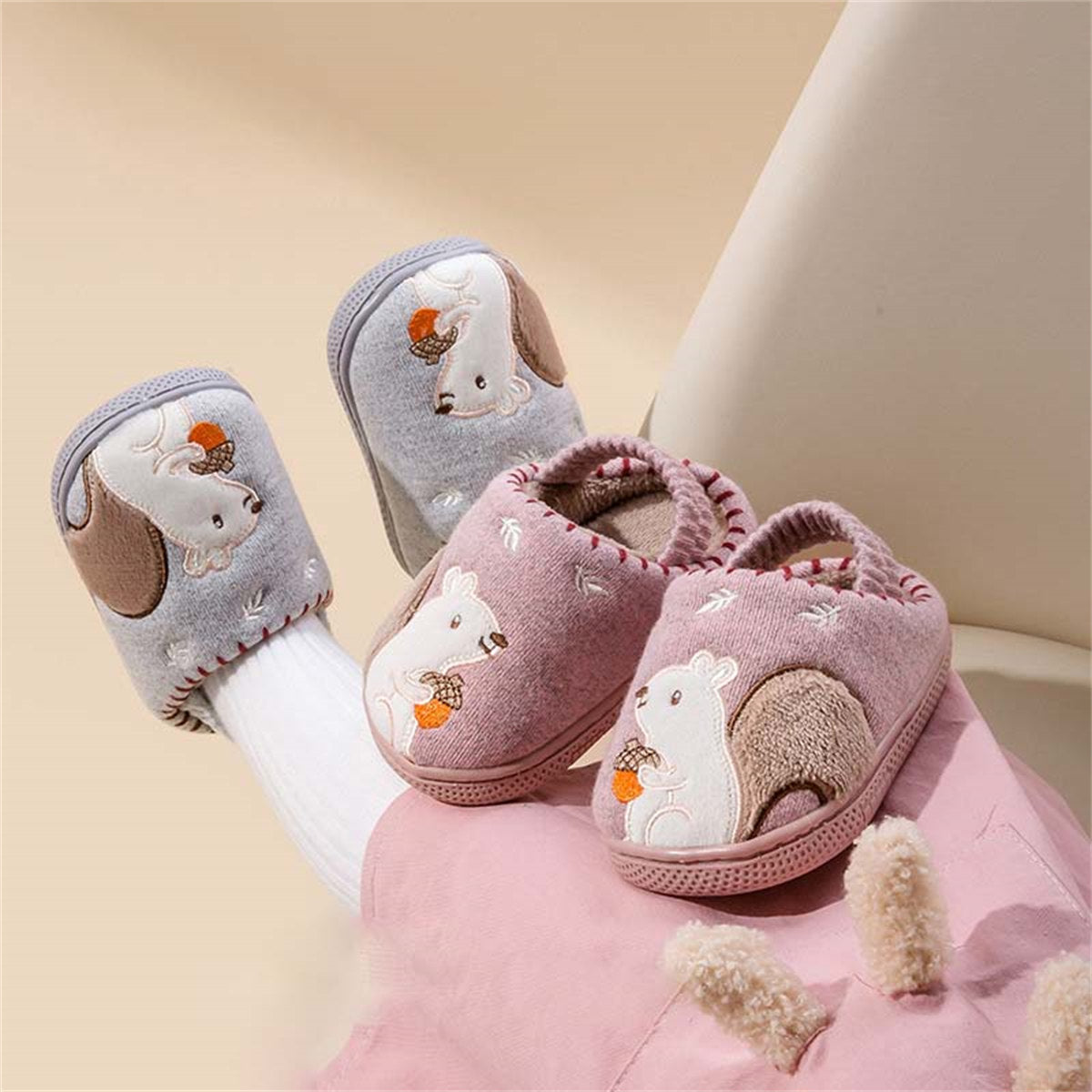 Children's and boys' autumn and winter cute squirrel print warm elastic ankle-capped cotton slippers