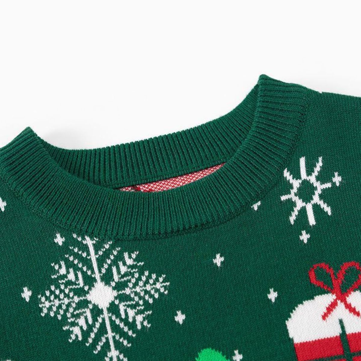 Autumn and winter children's cartoon Christmas sweater for girls and babies cute bottoming pullover knitted tops