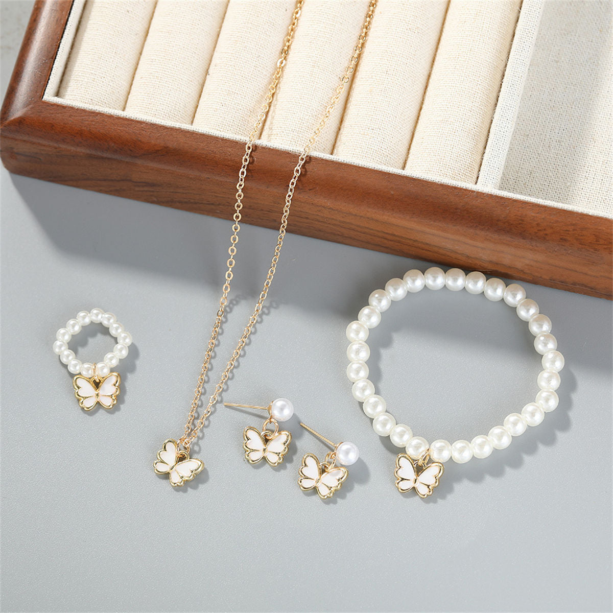 Children's 4-piece temperament creative pearl butterfly jewelry set