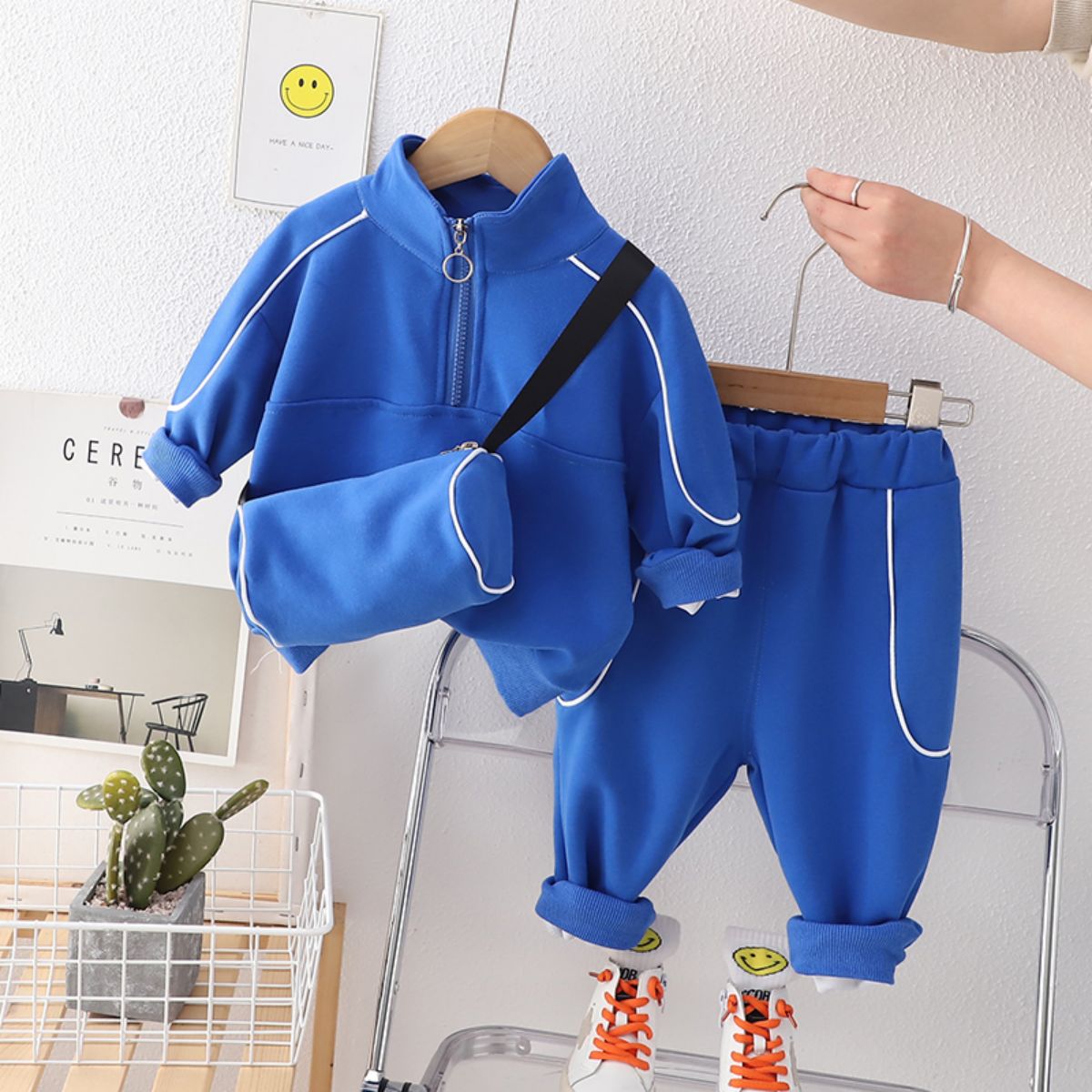 Boys autumn suits, small and medium-sized children's zipper shirts, two-piece suits, baby sports casual clothes, children's clothing