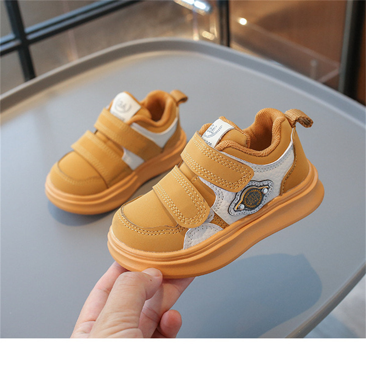 Cool and simple style for little boys, color matching, Velcro, lightweight, soft-soled low-top sneakers