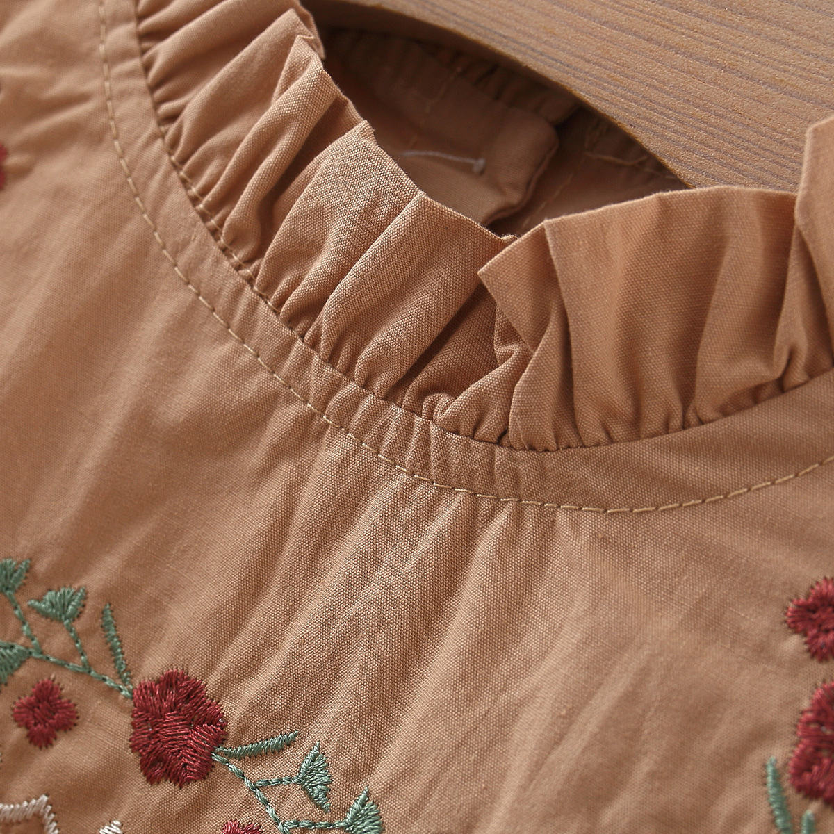 Girls autumn embroidered baby collar dress long sleeve retro dress