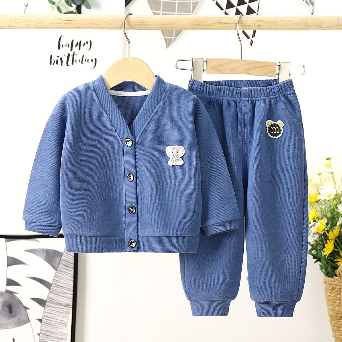 Children's spring and autumn sports suits boys and girls casual wear small and medium children's cartoon new knitted autumn clothes