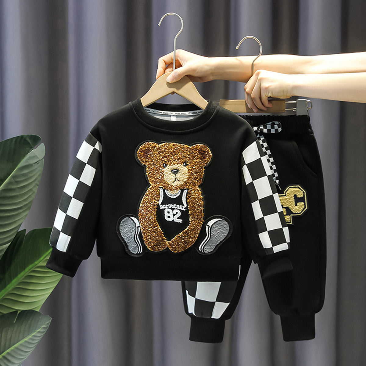 Boys sweatshirt suits new spring and autumn baby autumn clothes two piece suit