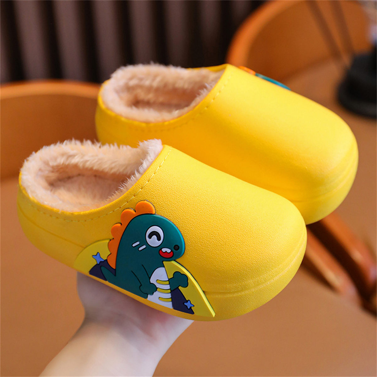 Winter cartoon pattern cute style indoor warm cotton slippers for boys and girls