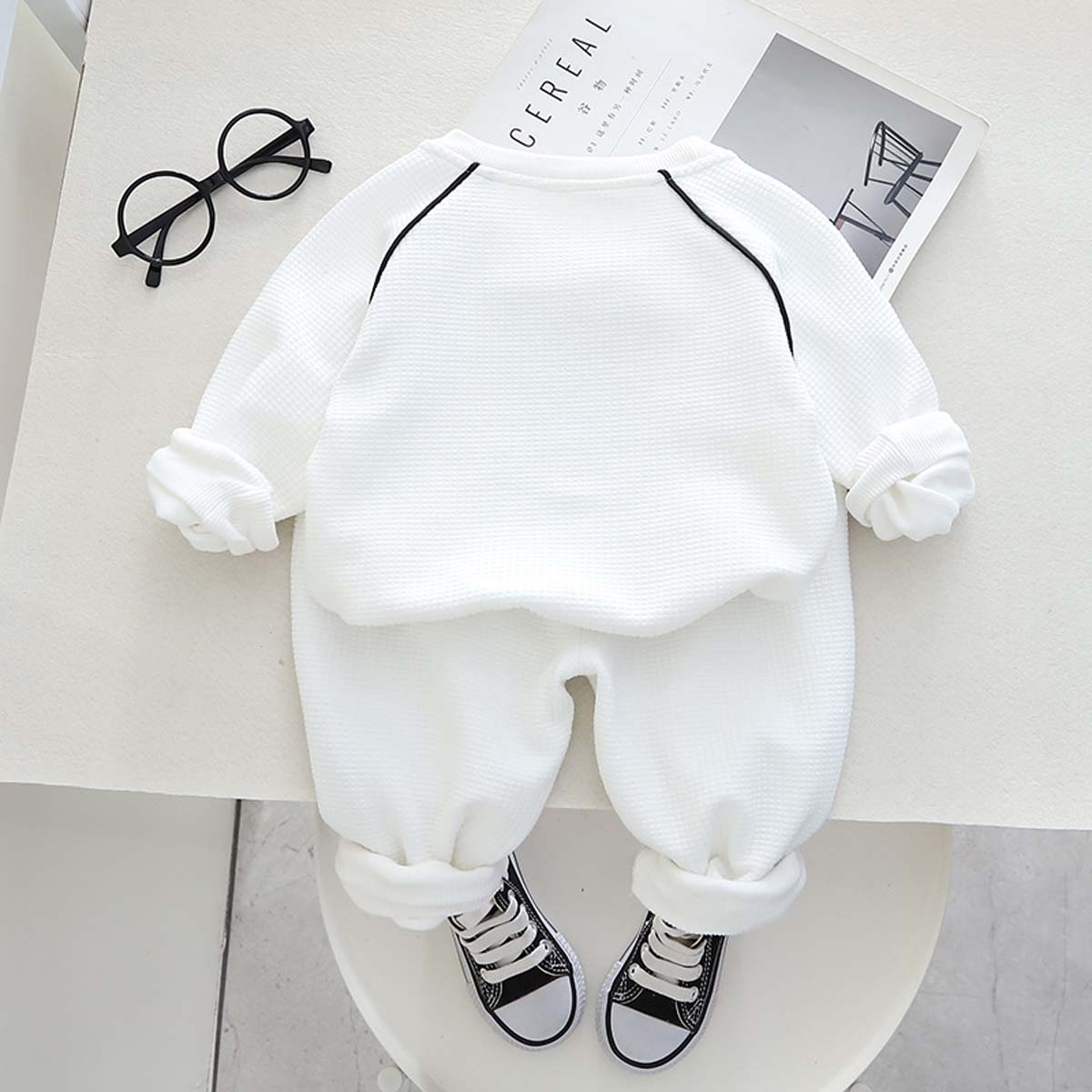 New arrival children's autumn casual suit cartoon baby round neck bear sports pants sweatshirt long sleeve two-piece suit