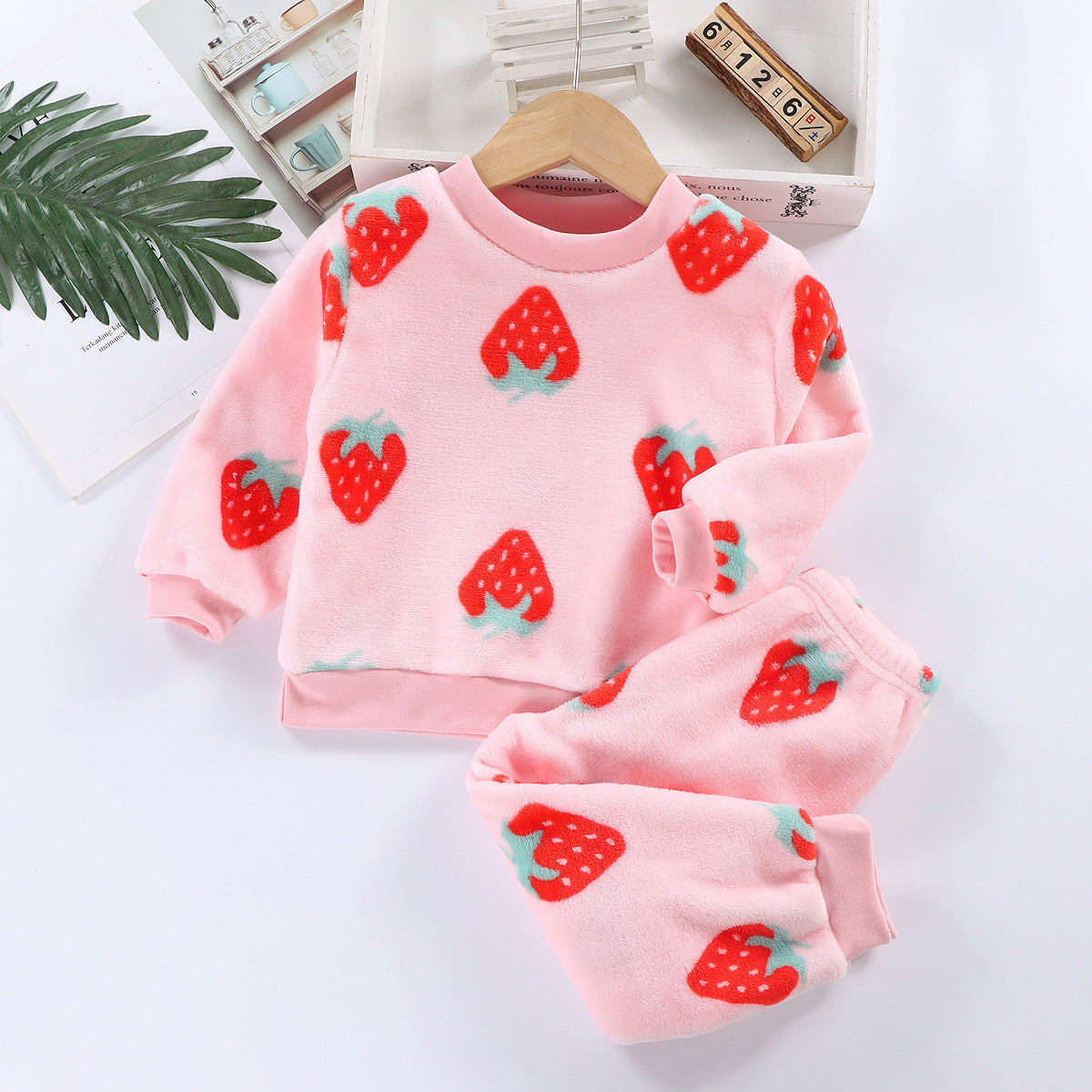 Girls Strawberry Children Autumn and Winter Warm Flannel Set Thickened Home Clothes