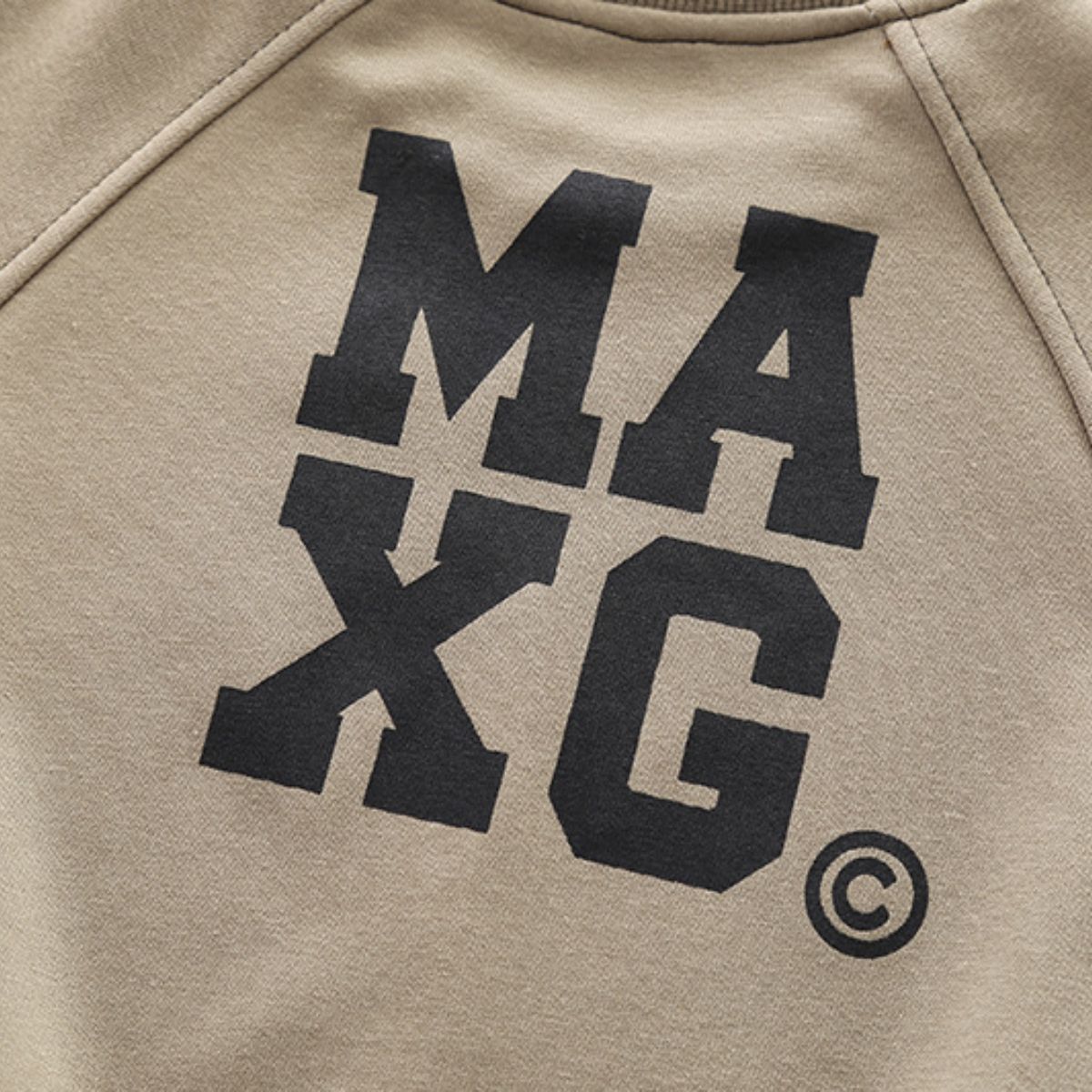 Boys&#39; new suit long sleeve sweatshirt with letters