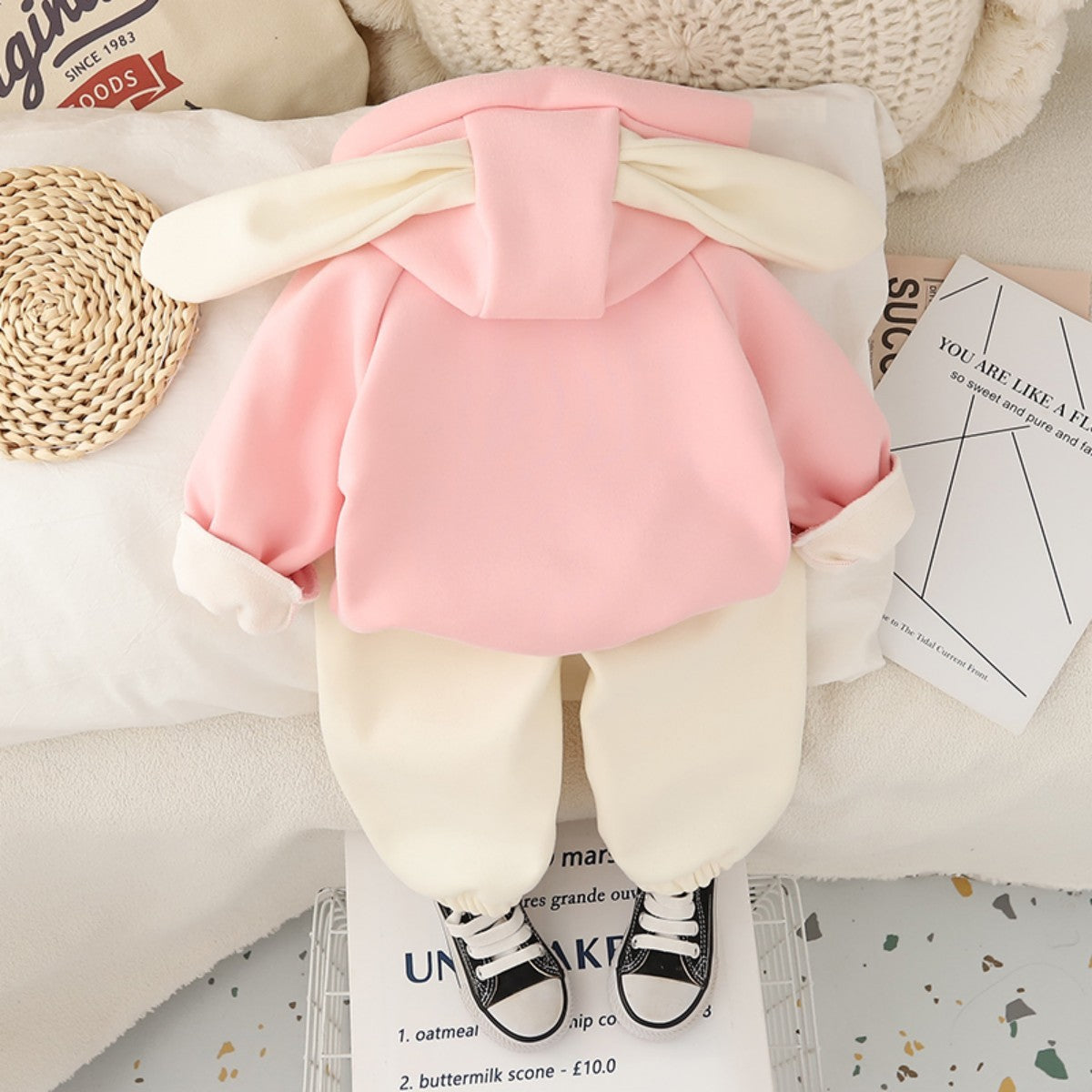 Baby girl autumn and winter clothes plus fleece sweater suit new style infant children winter warm two-piece suit