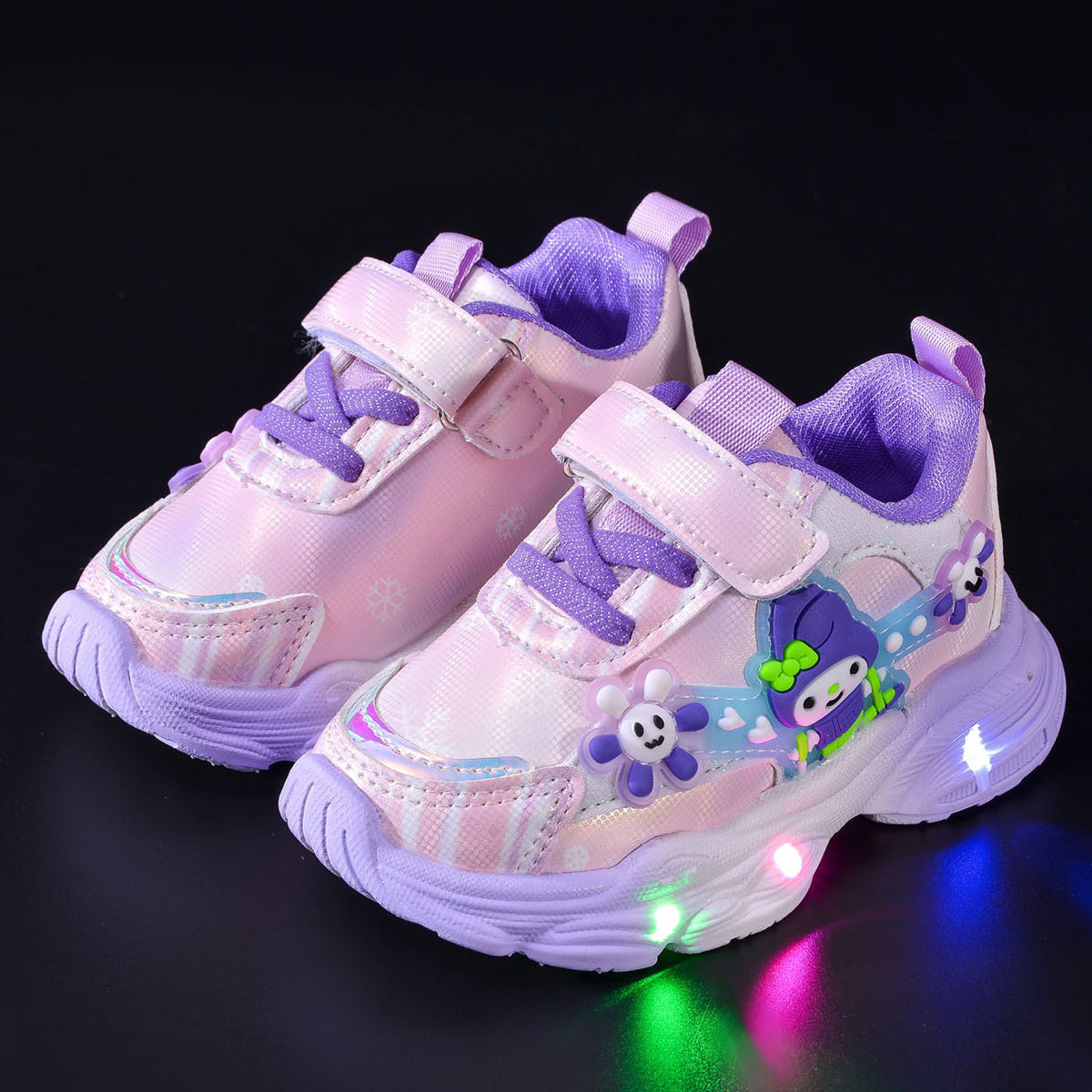 Children's girls' Sanrio cute cartoon style soft sole breathable luminous LED sports shoes