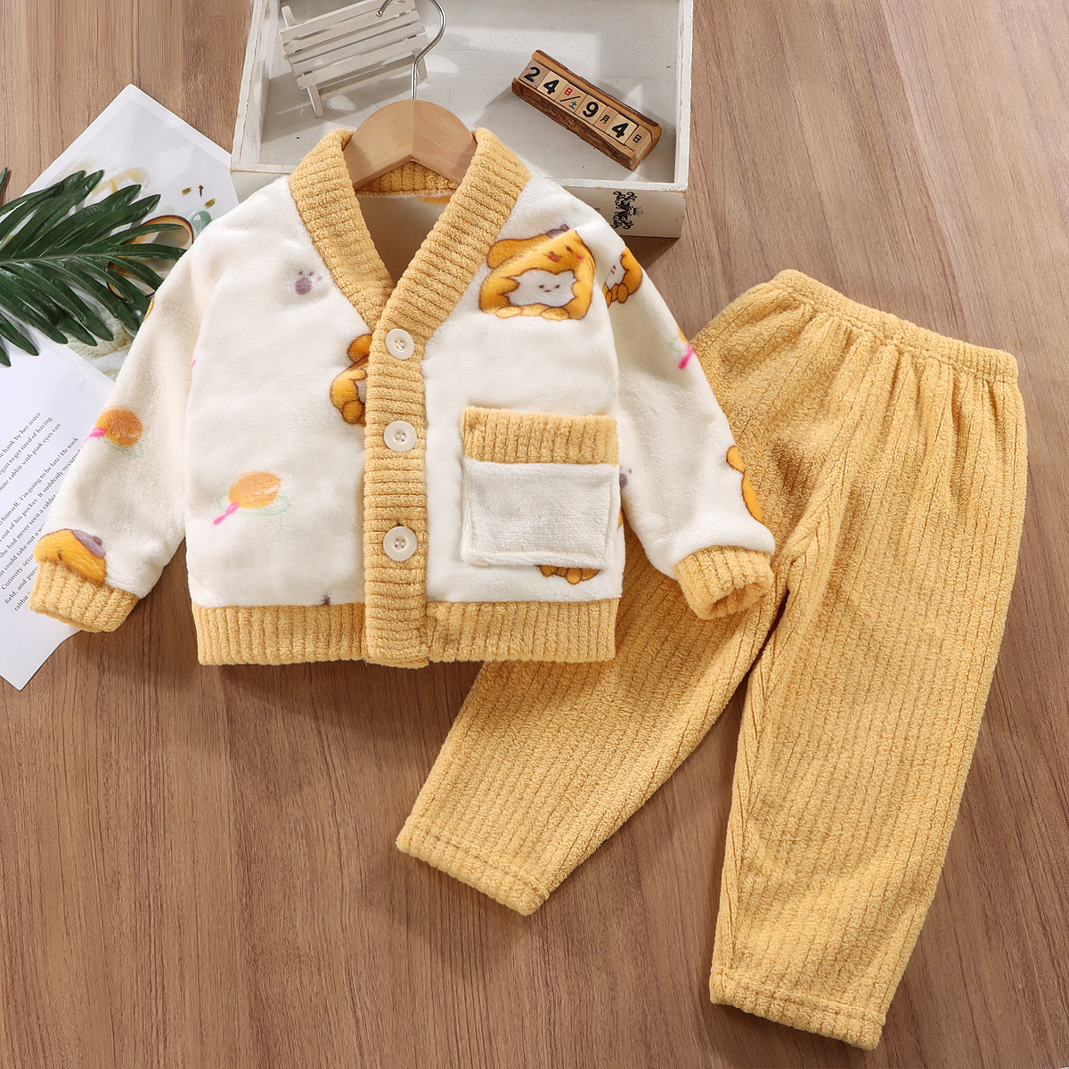 New Children's Flannel Pajama Set