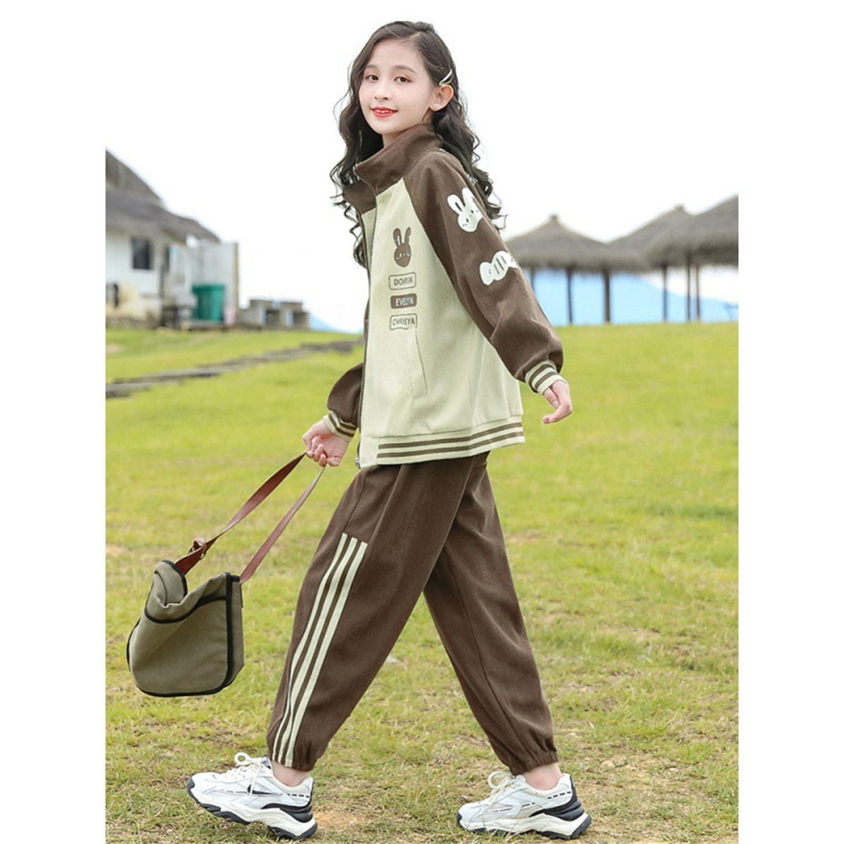 Winter color matching simple casual style sweater suit for middle and large girls