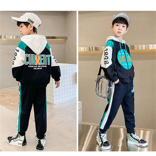 Two-piece color matching sweater suit for middle and large boys in autumn and winter