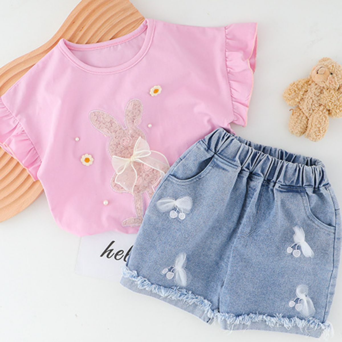 Summer short-sleeved children's clothing with cute cartoon bunny applique embroidery