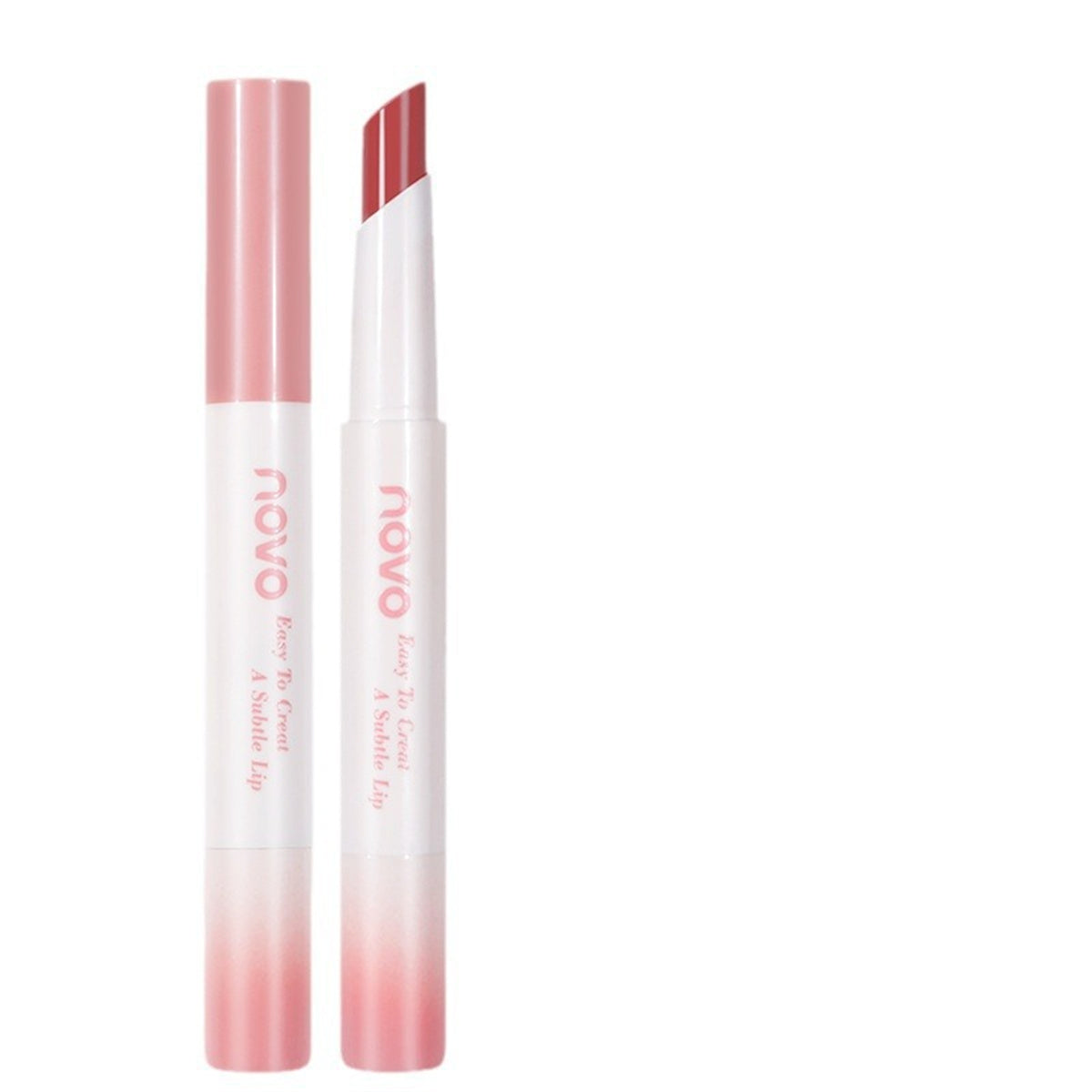 Watery mirror lip glaze does not stick to cups and does not fade. Party-style moist lip glaze