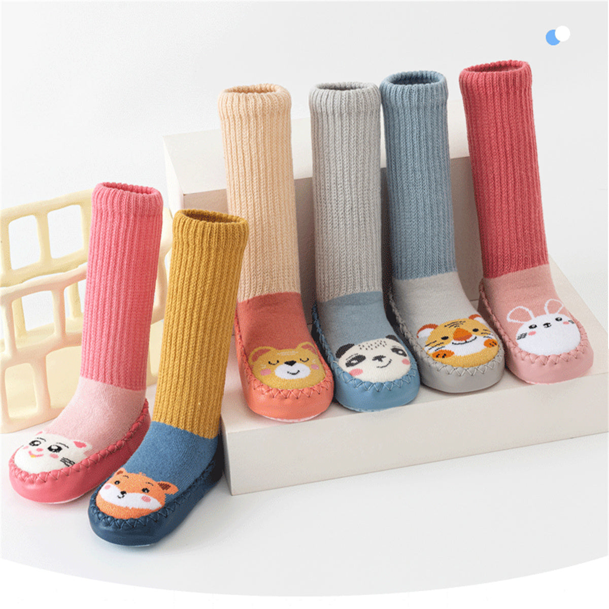 Children's cartoon pattern anti-slip socks